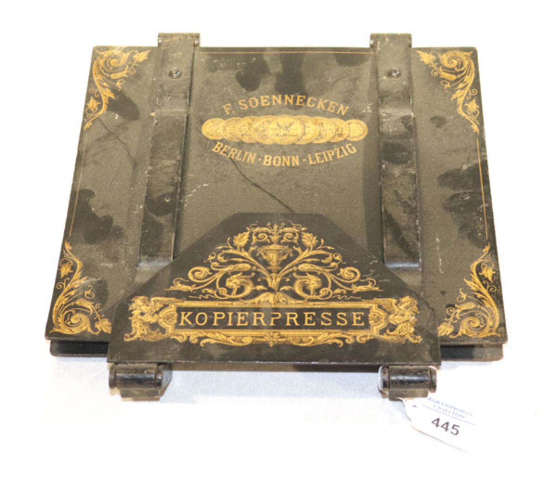 Metall Kopierpresse F. Soennecken, Berlin, Bonn, Leipzig, schwarz mit Golddekor, H 28,5 cm, B 28,5