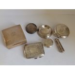 Three silver powder compacts, a Birmingham silver cigarette case and three other items. (7)