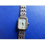 A lady's 9ct gold Rotary bracelet wrist watch.