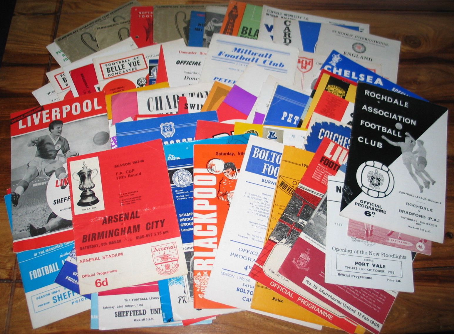 COLLECTION OF 1960's FOOTBALL PROGRAMMES X 100 PLUS