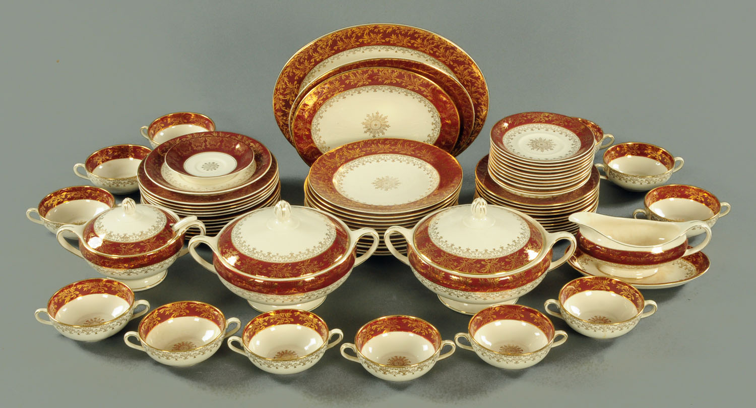 An extensive Meakin dinner service.