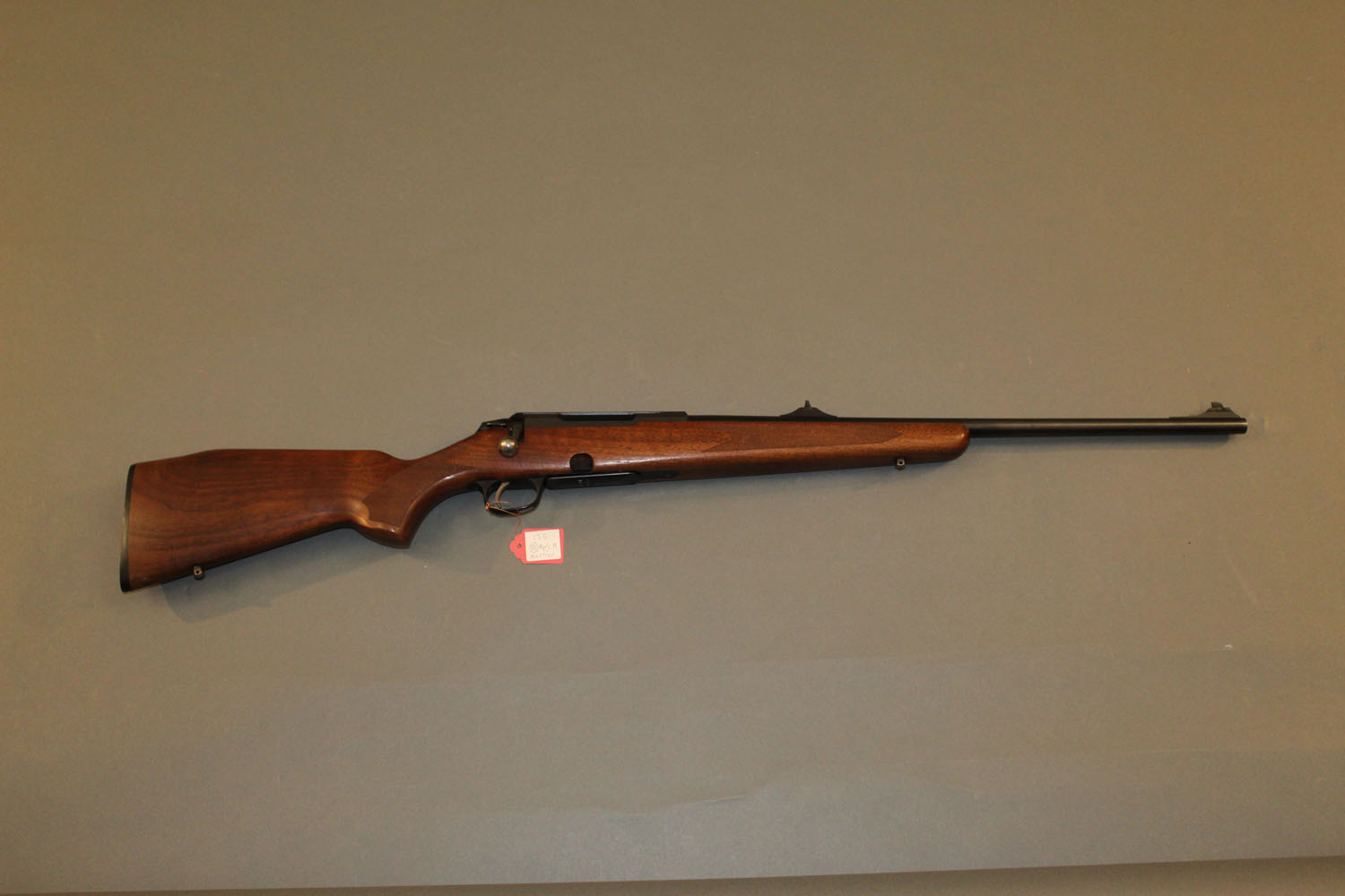 A Tikka model M590 Winchester bolt action rifle, .