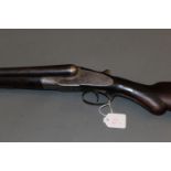 DH Wallace Wigton and Carlisle 12 bore side/side shotgun, 30" Damascus barrels,