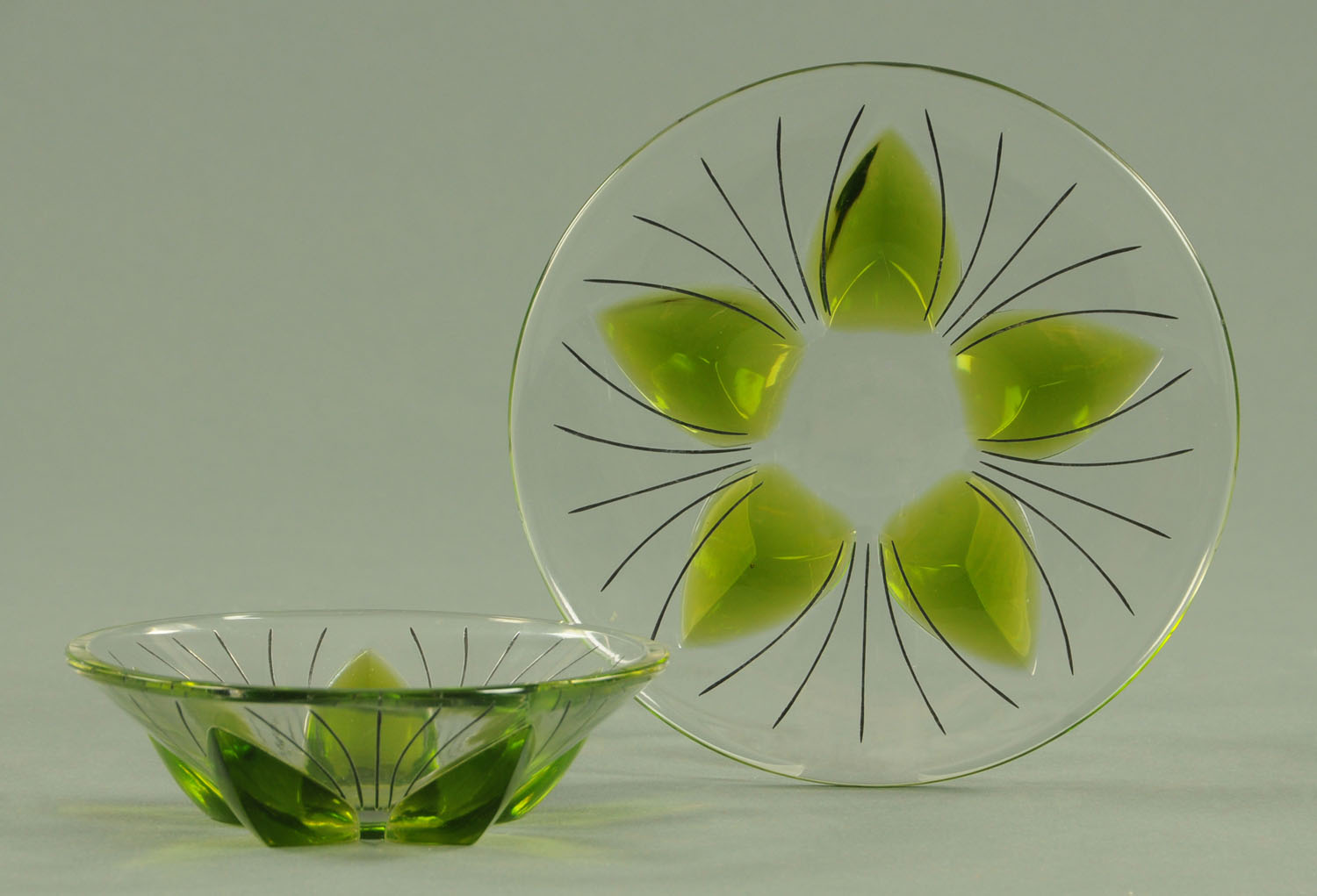 A Lalique moulded lotus bowl and stand, post 1945,