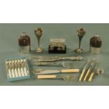 Assorted silver plated wares, comprising two sets of fish servers, three pickle forks,