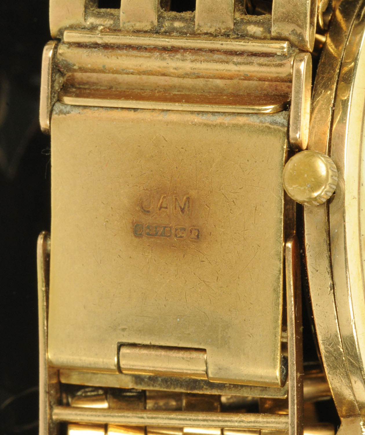 A gentleman's vintage 9 ct gold cased Uno wristwatch, - Image 2 of 2