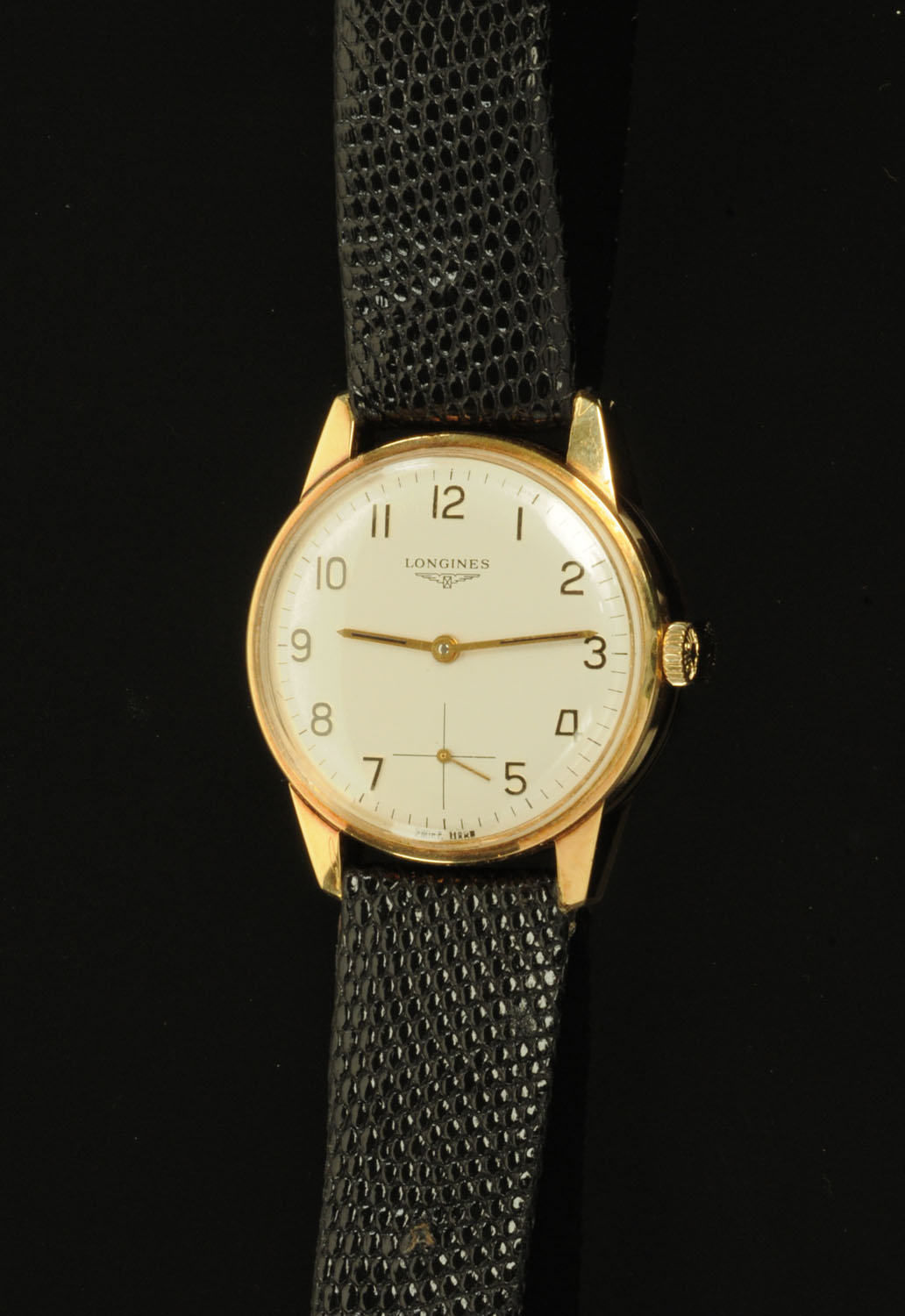 A gentleman's 9 ct gold cased Longines wristwatch, 1976,