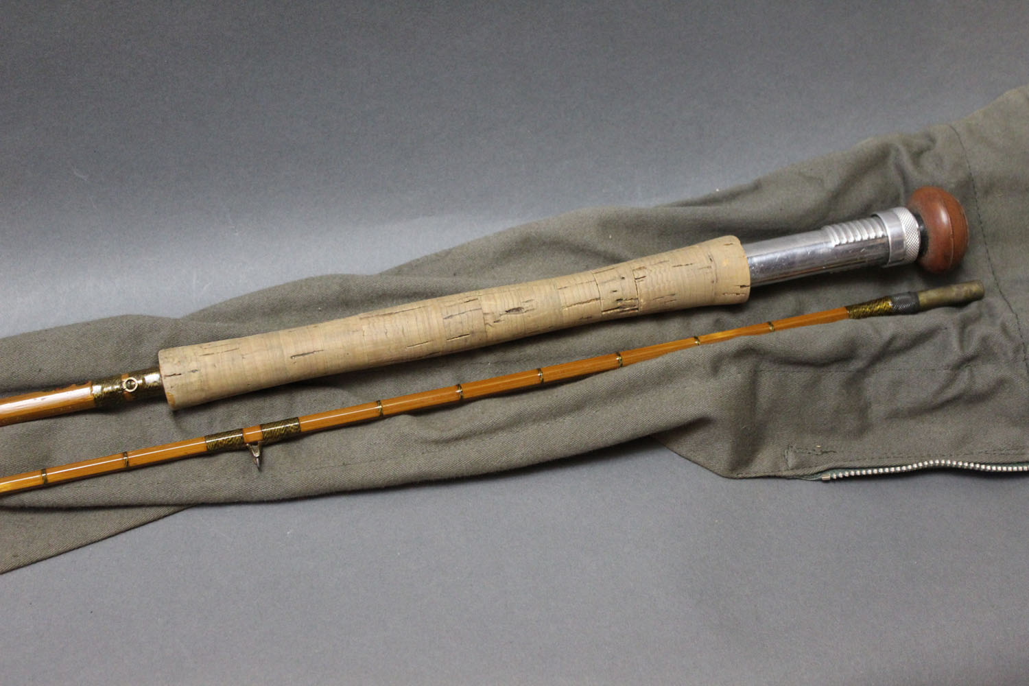 A Milwards Fly Rover split cane trout fly rod, 2 sections, 10'.