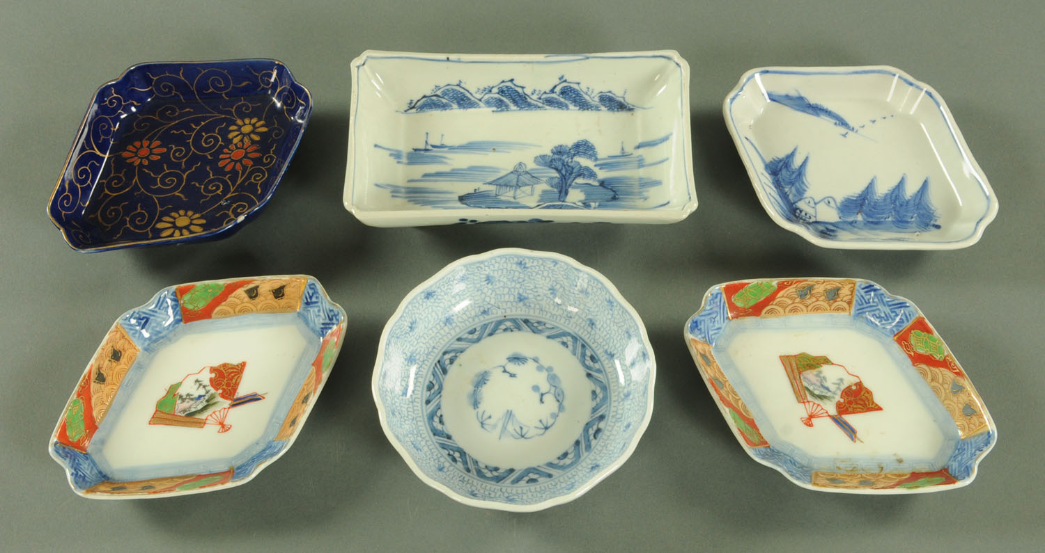 Four Japanese blue and white dishes, 19th/20th century,