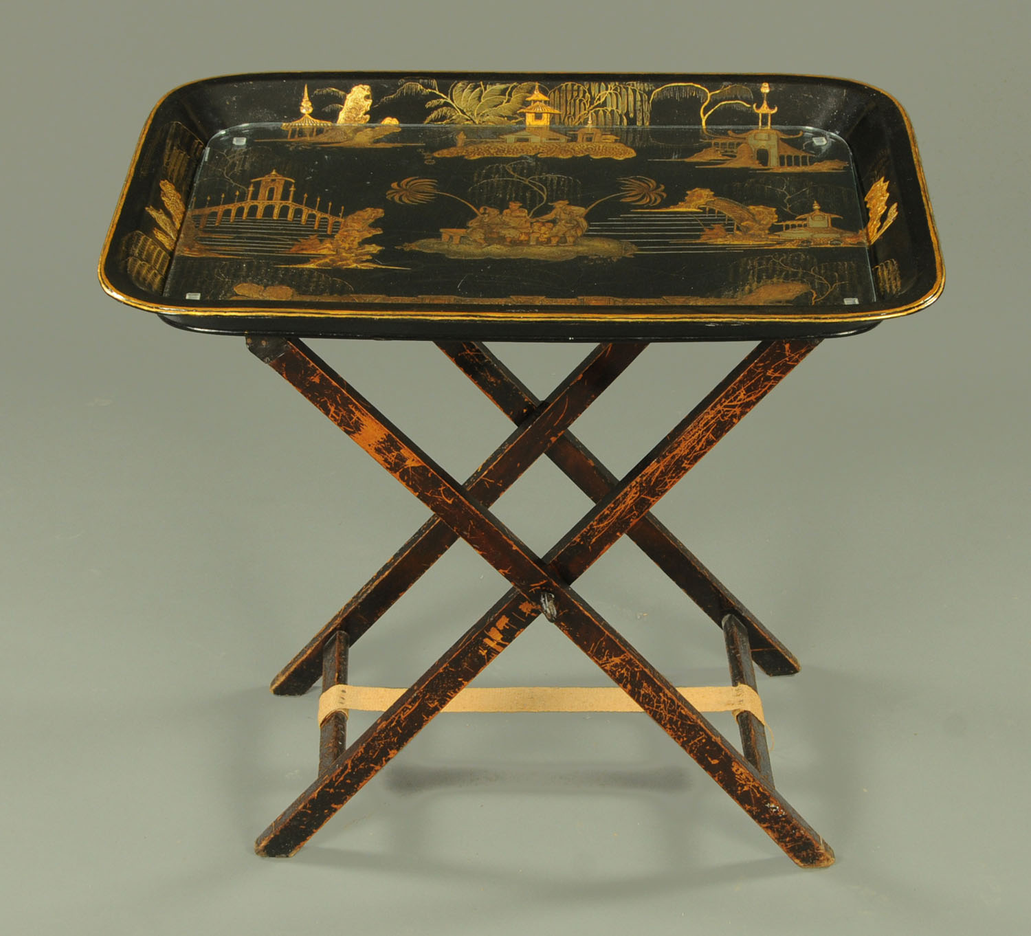 A good 19th century chinoiserie decorated papier mache and lacquered tray, - Image 2 of 2