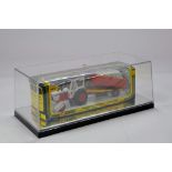 A Plastic Perspex Display Case with Plinth. Suitable for 1/32 - 1/50 diecast model. Corgi set not