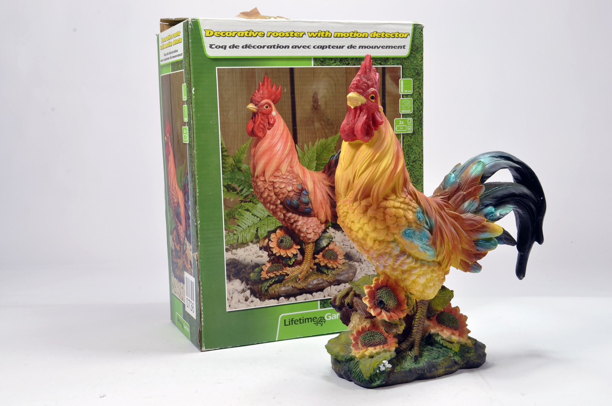 Decorative Ceramic Model of a Rooster with Motion Detector. Untested.