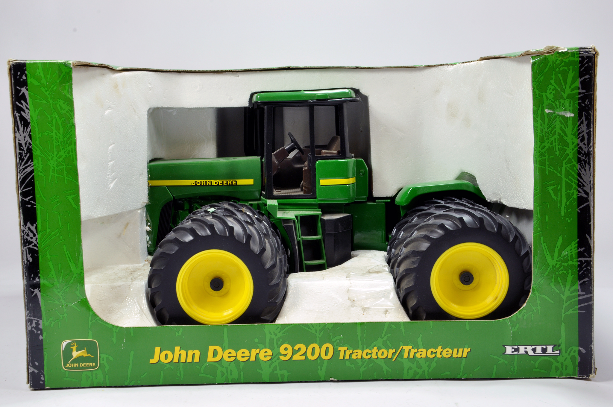 Ertl 1/16 John Deere 9200 Tractor. E to NM in Box.