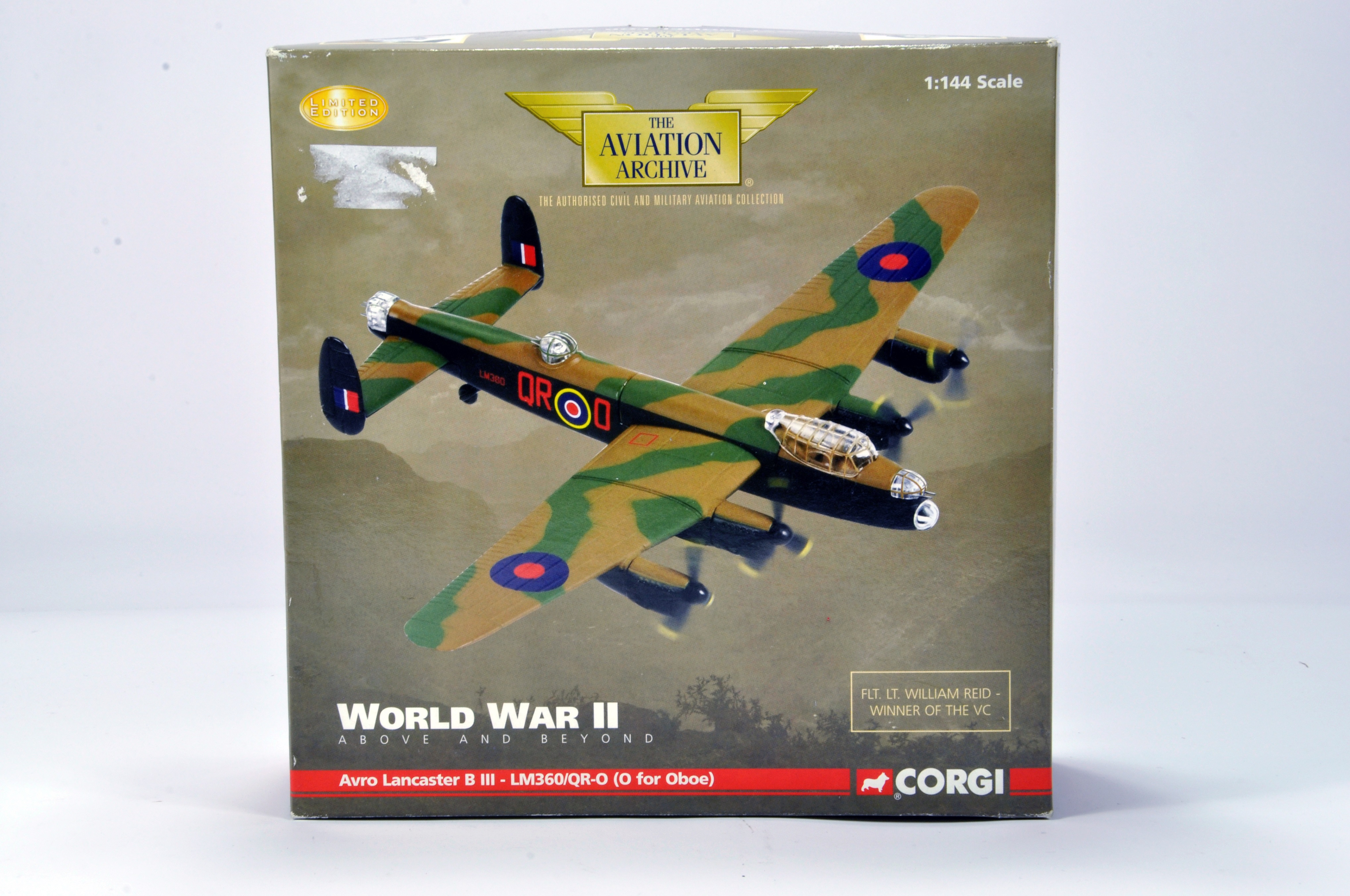 Corgi 1/144 Diecast Aircraft Aviation Archive No. 47306 Avro Lancaster BIII. Delicate model