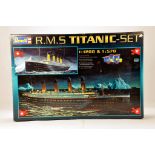 Revell Plastic Model Kit comprising RMS Titantic. Vendor informs kit is complete.