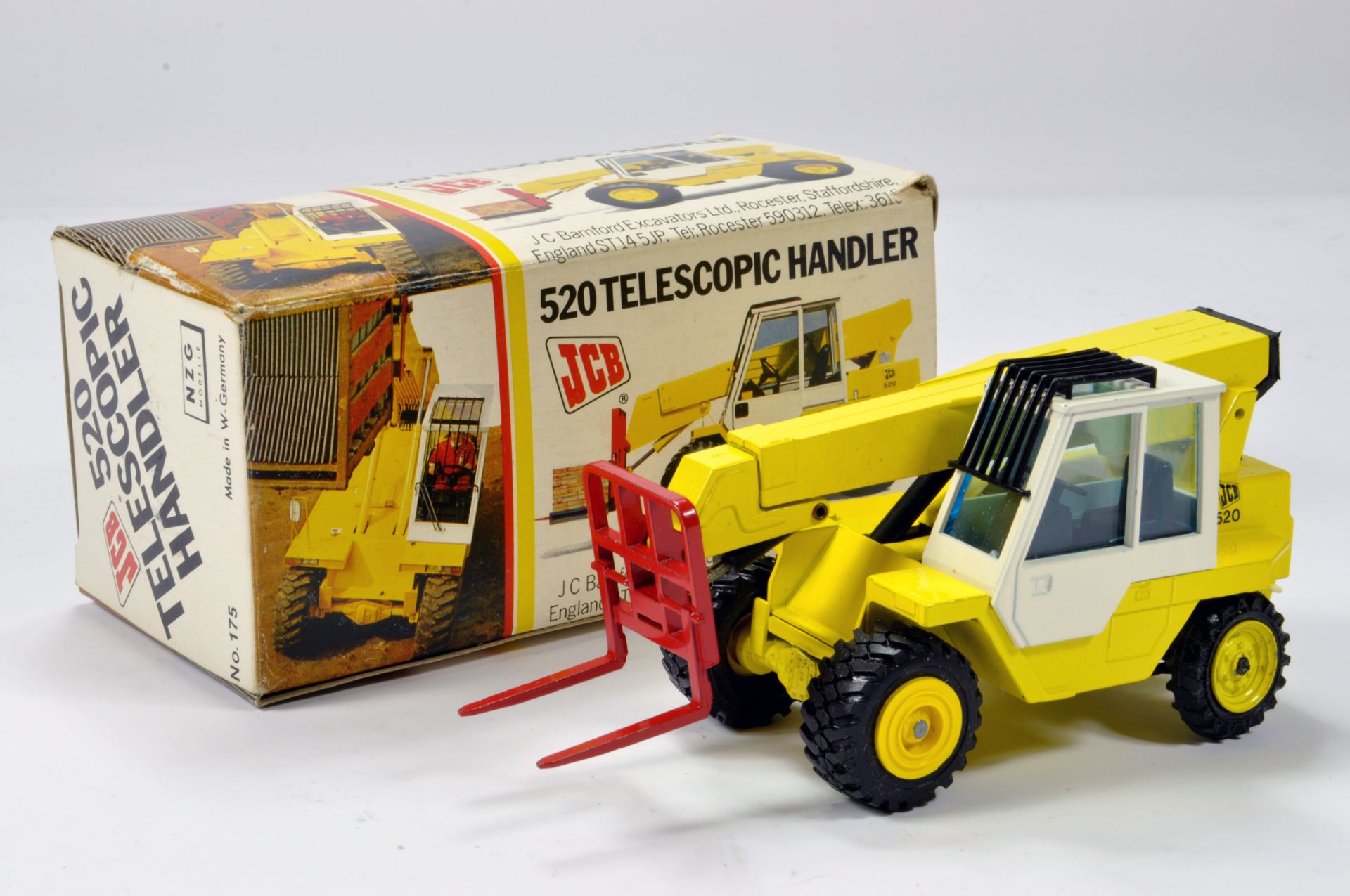 NZG 1/35 Construction Diecast Issue comprising No. 175 JCB 520 Telescopic Handler. Fine example is