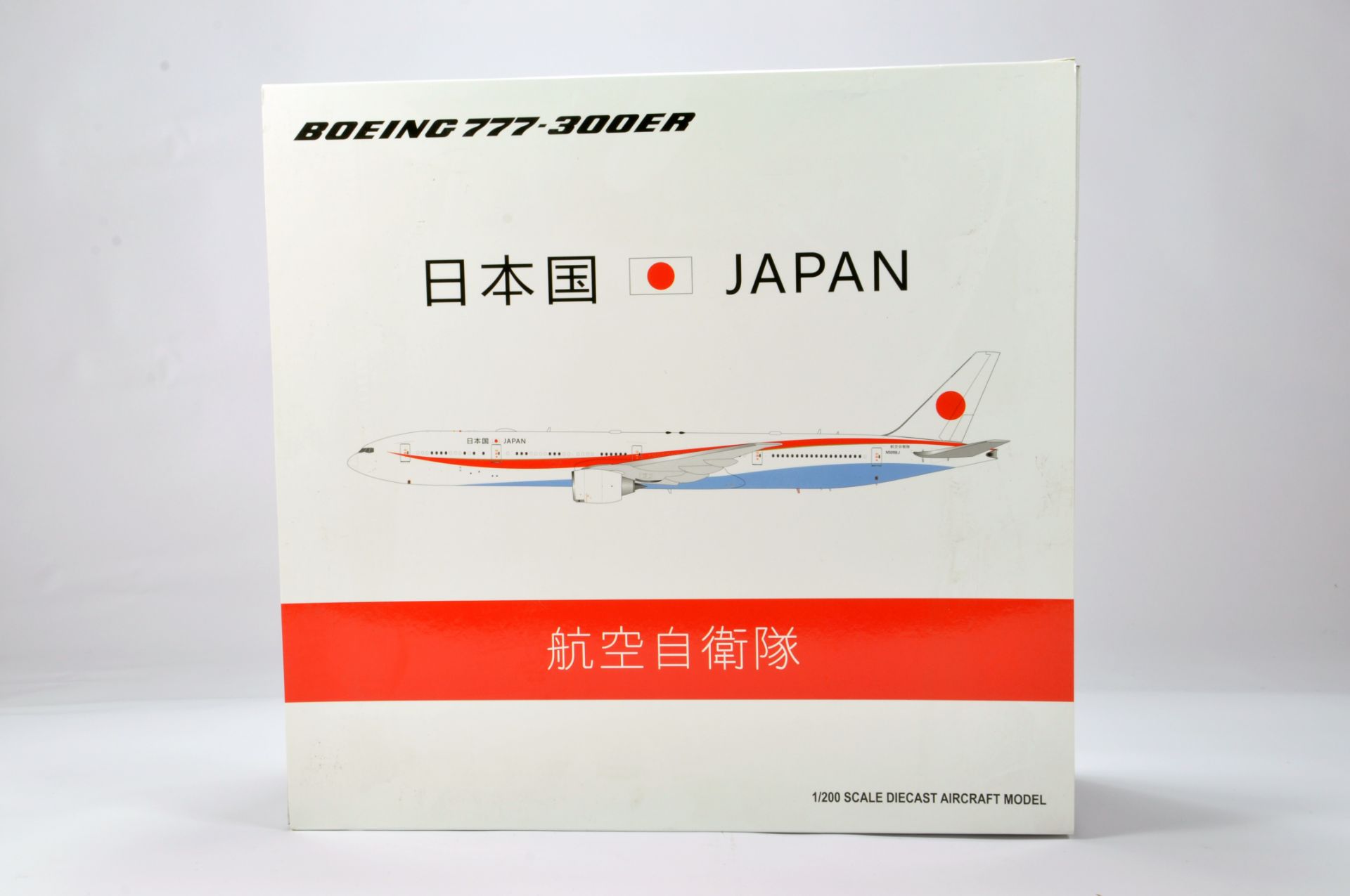 JC Wings 1/200 Aircraft Boeing 777-300ER. Japan. Appears NM to M in Box.