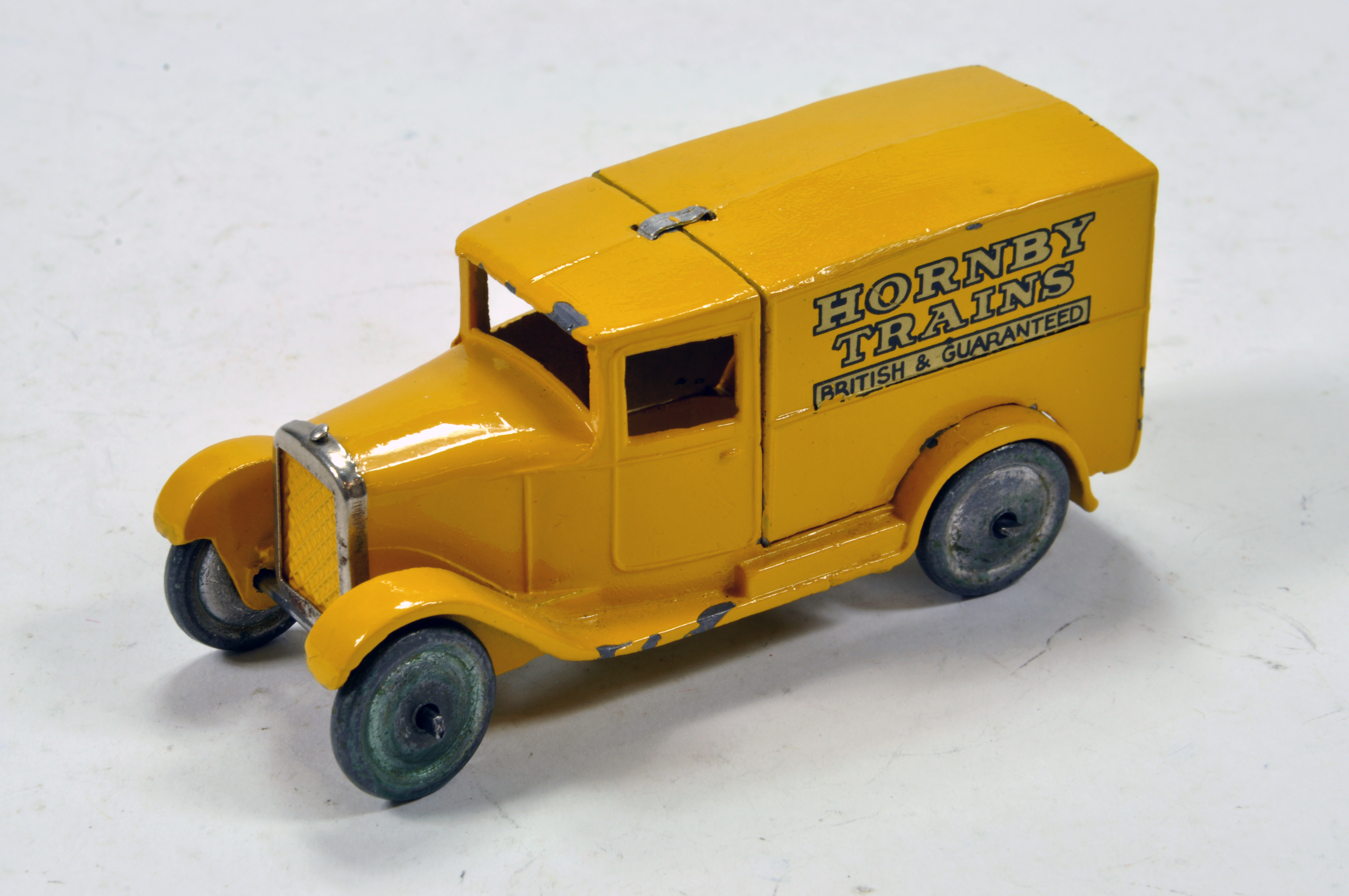 Dinky No. 28A Pre-war Delivery Van Hornby Trains. Yellow with gold lettering with black outline - Image 2 of 6