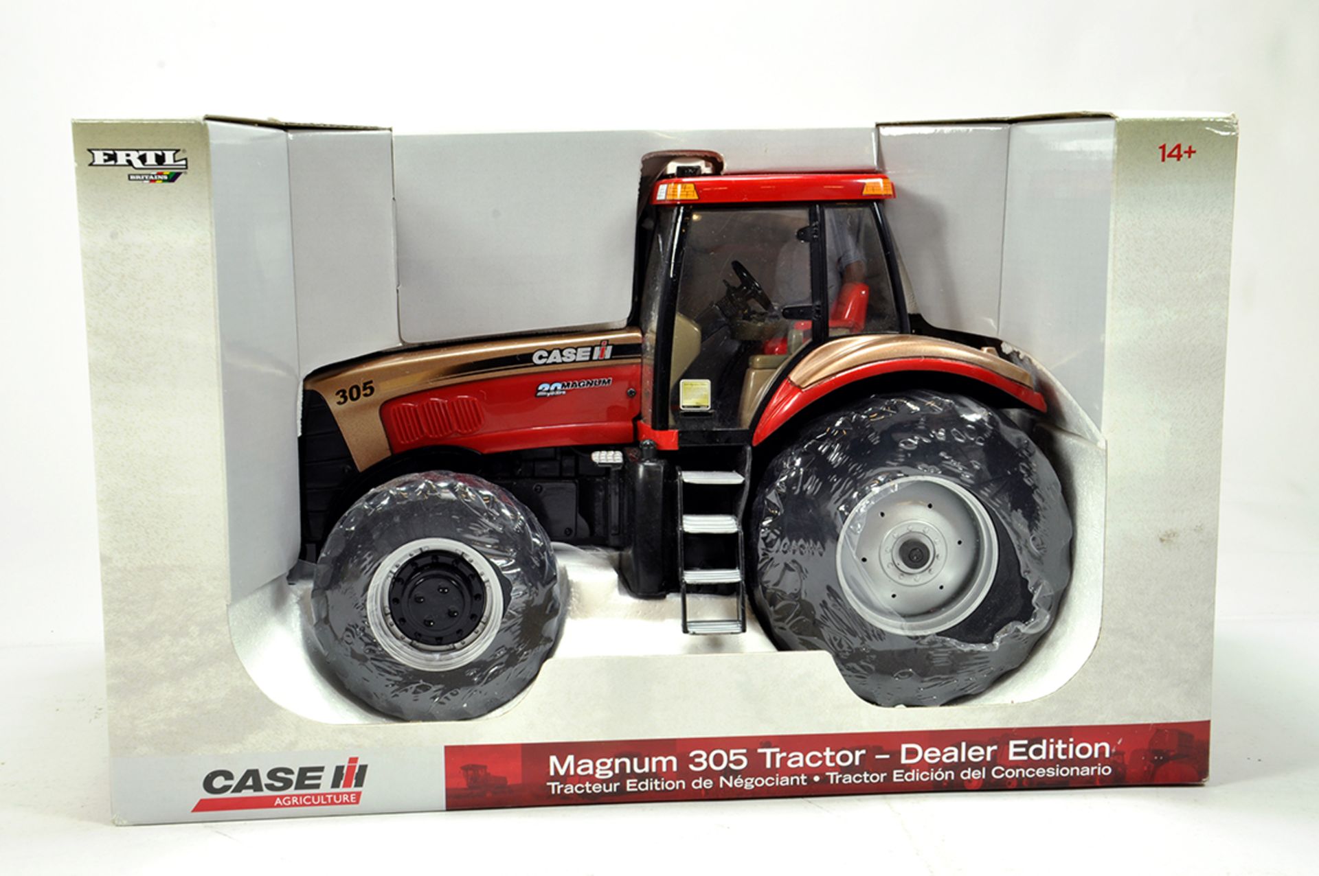 Ertl 1/16 Farm Issue comprising Case IH Magnum 305 Special Dealer Edition. E to NM in Box.