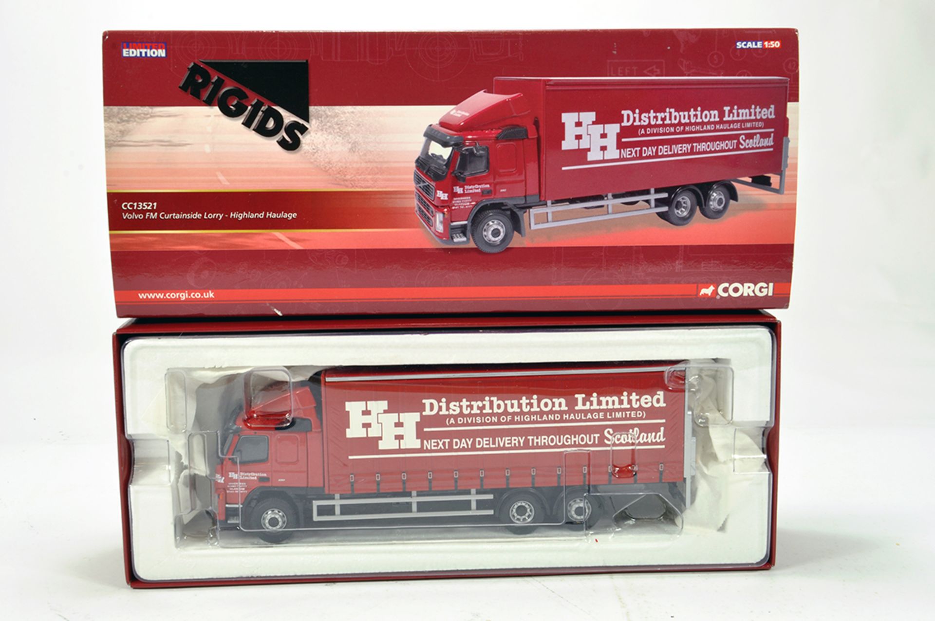 Corgi 1/50 Diecast Truck Issue Comprising CC13521 Volvo FM Curtain Trailer in livery of Highland