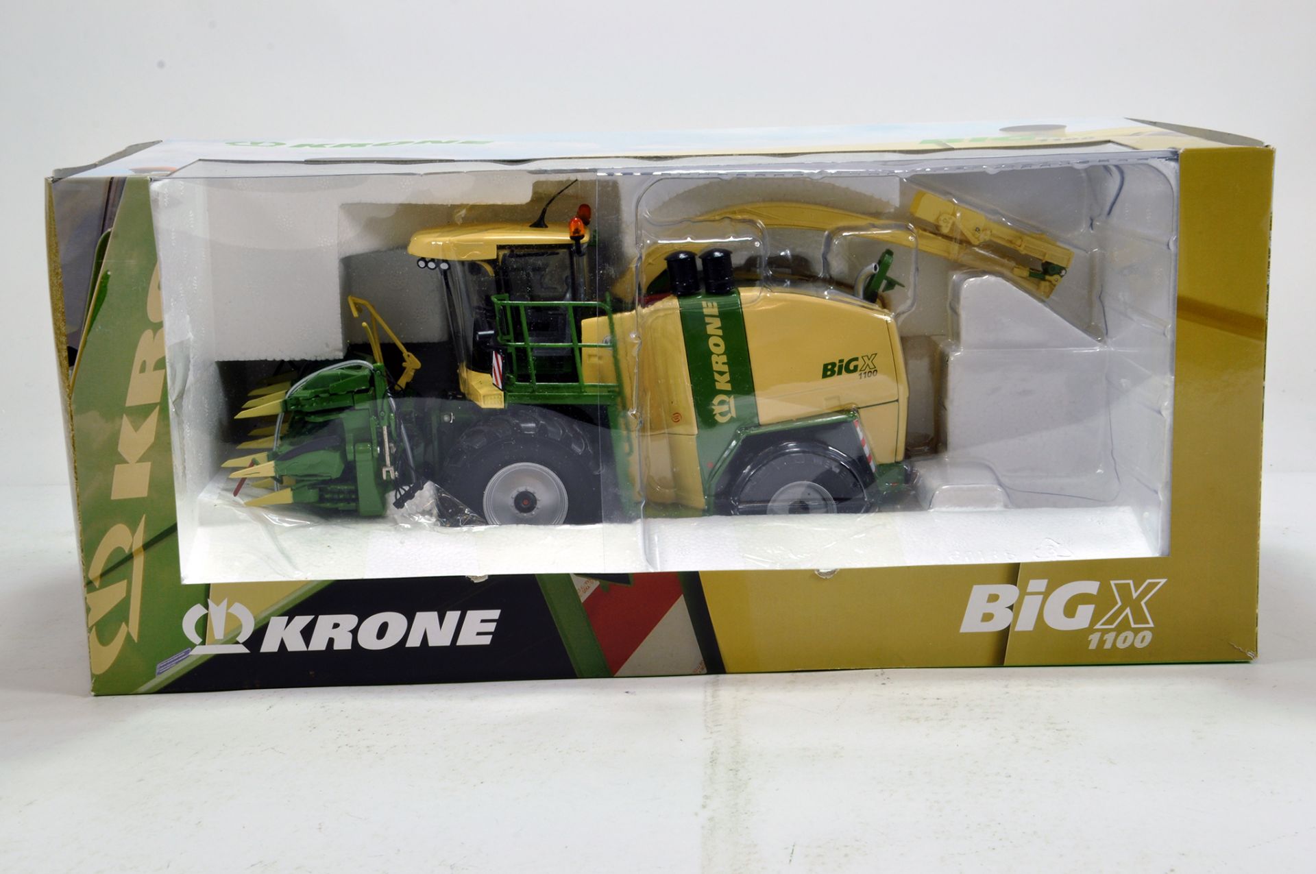 ROS 1/32 Farm Issue comprising Krone Big X 1100 Forage Harvester. NM to M in Box.