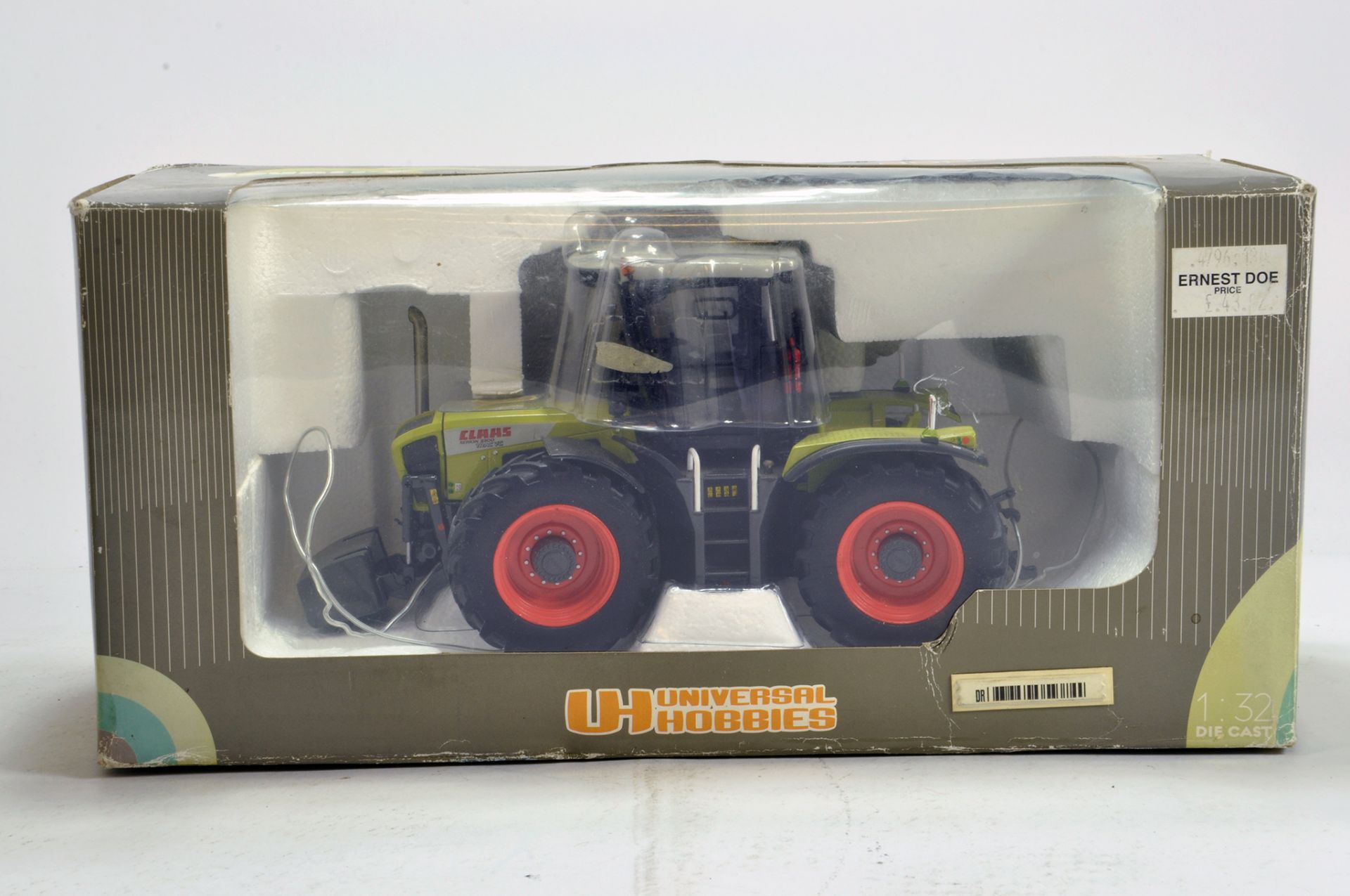 Universal Hobbies 1/32 Claas Xerion 3300 Tractor. E to NM in Box.