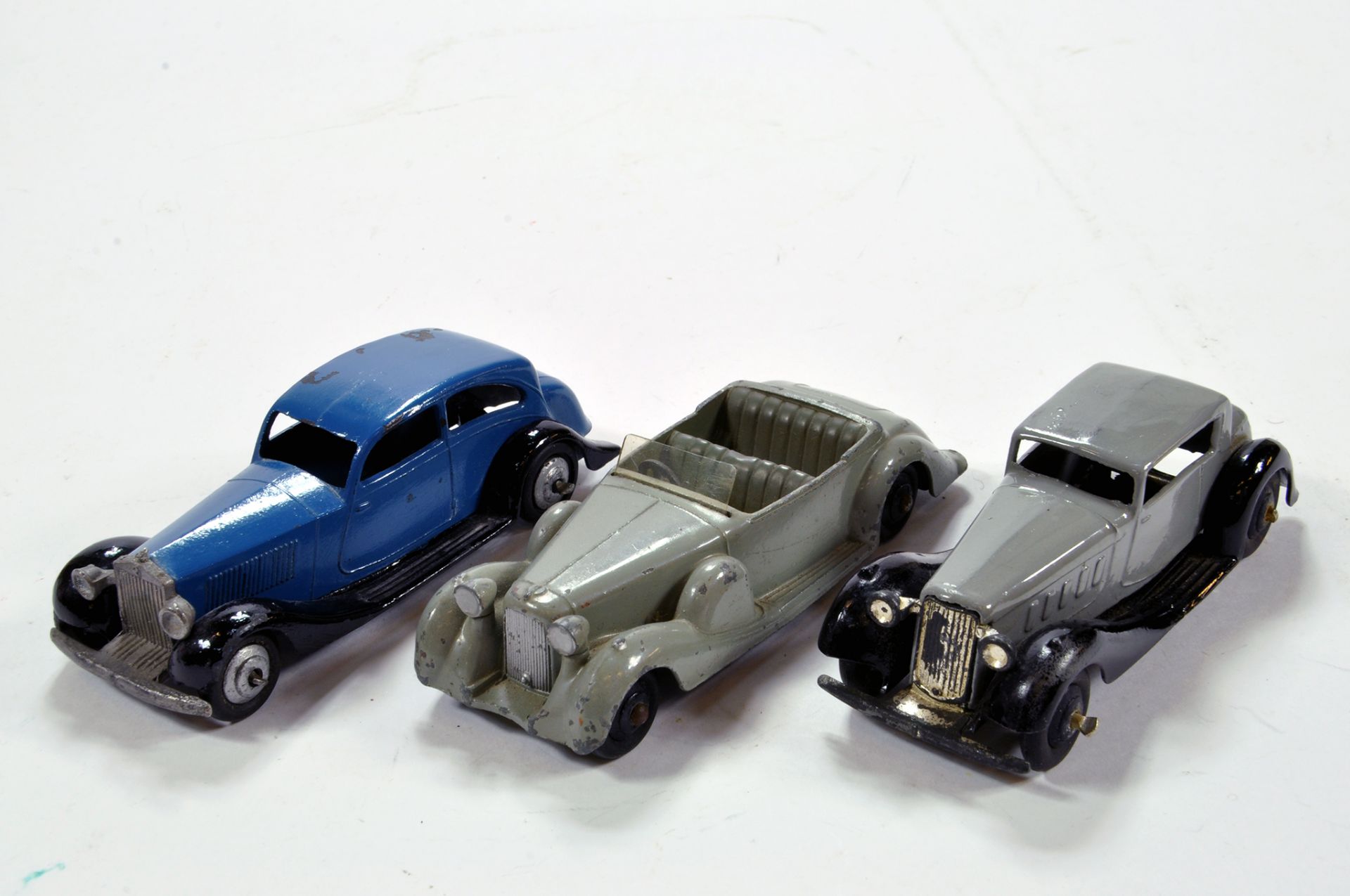 Dinky Trio of Diecast Car Issues comprising Rolls Royce, Bentley and Lagonda. Generally F to G. (3)