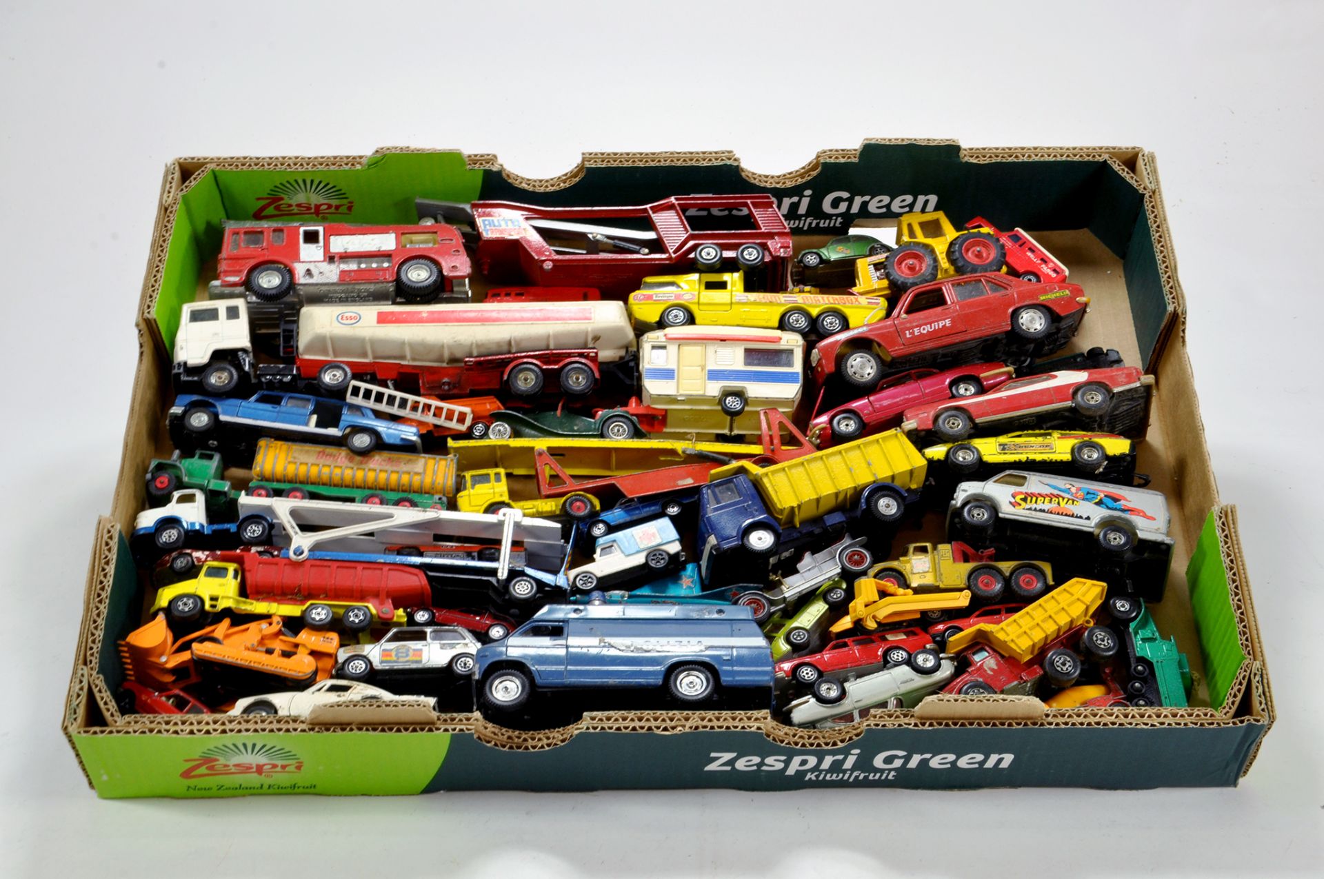 An Assortment of various diecast including a selection of makers and issues. F to G.