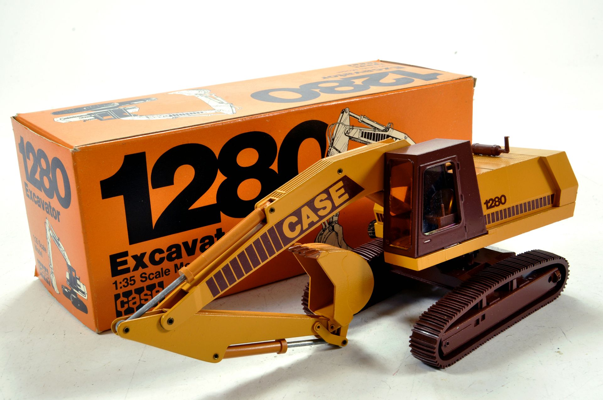 Conrad 1/35 No. 2962 Case Drott 1280 Tracked Excavator. E to NM in Box.