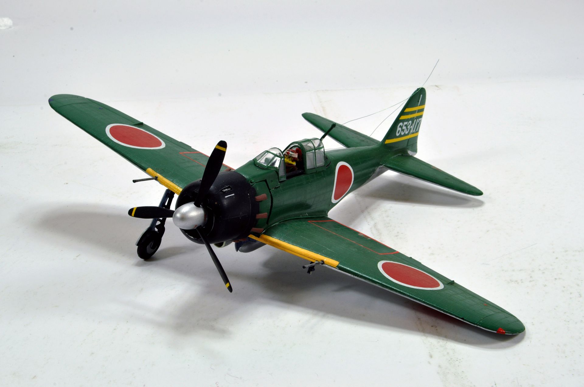 Handbuilt Plastic Impressive Aircraft Model comprising A6M5 ZERO 653-117.