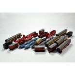 A large selection of Triang Hornby Railway Rolling Coaches / Stock / Wagons. (qty)