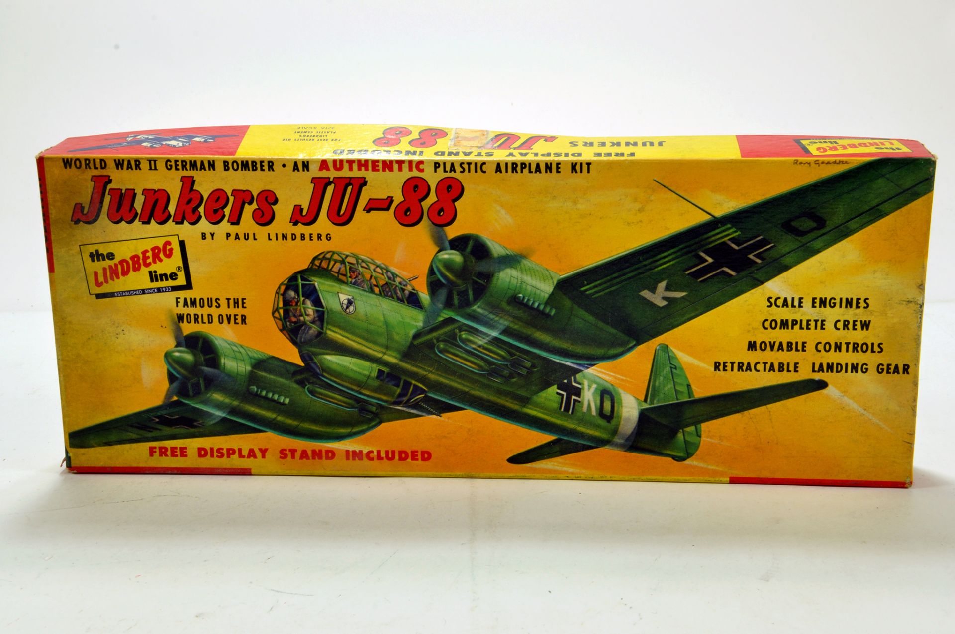 Lindberg WWII Plastic Model Kit comprising Junkers JU88. Complete.