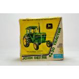 Ertl 1/25 plastic kit issue comprising John Deere 4430 Tractor. Complete.