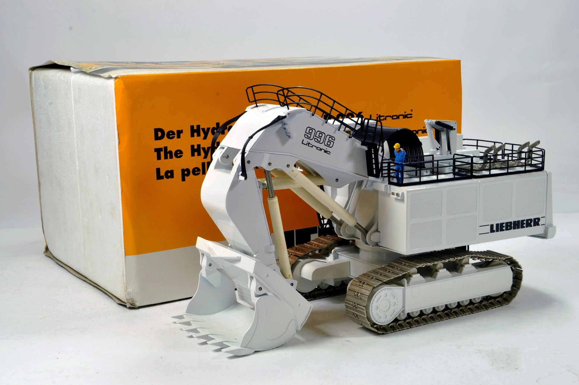 Conrad 1/50 diecast construction issue comprising Liebherr 996 Hydraulic Tracked Excavator Face