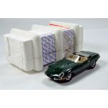 Franklin Mint 1/24 Jaguar E-Type Issue. E with Box.