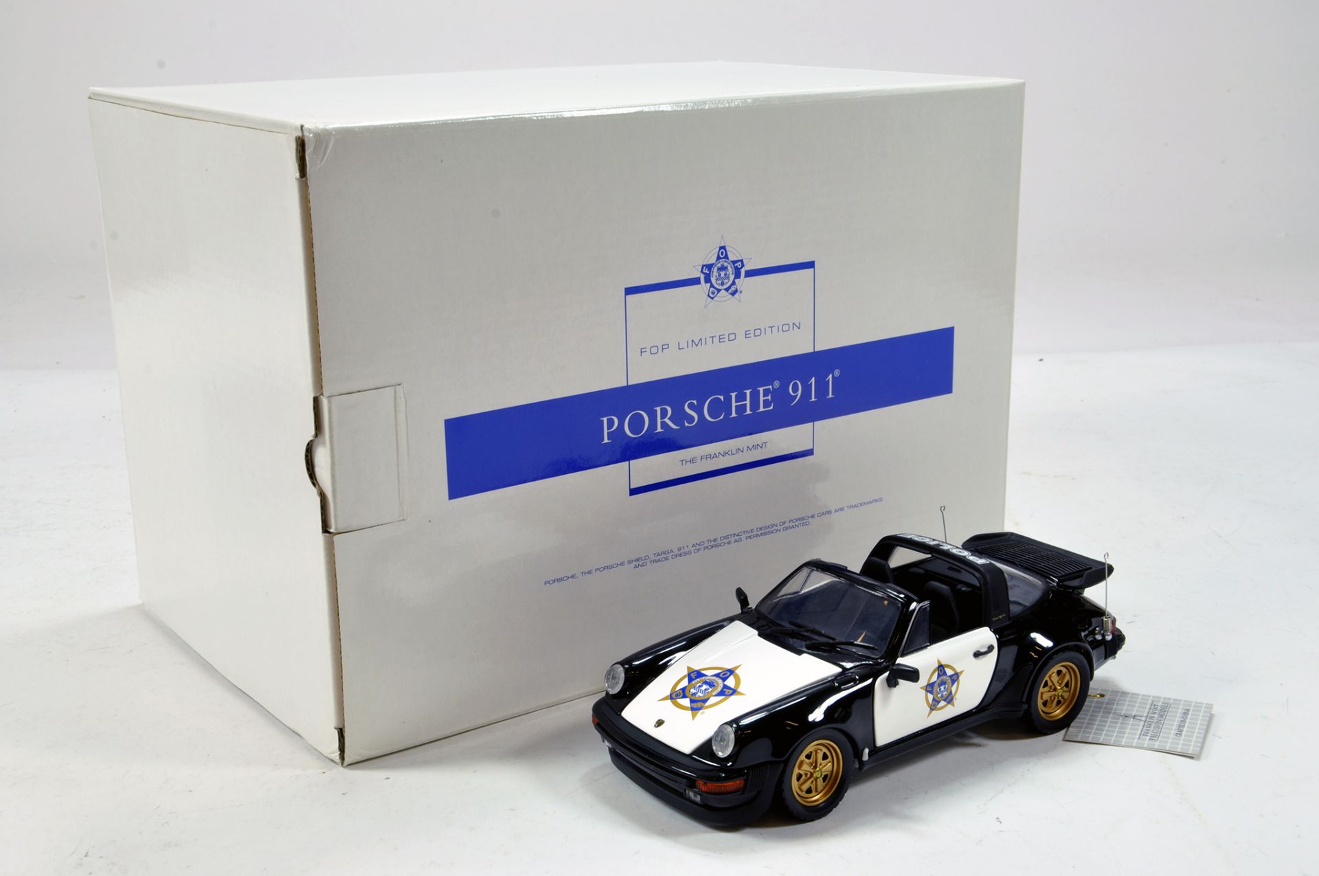 Franklin Mint 1/24 Precision Diecast issue comprising Porsche 911 Police Special Issue Generally E