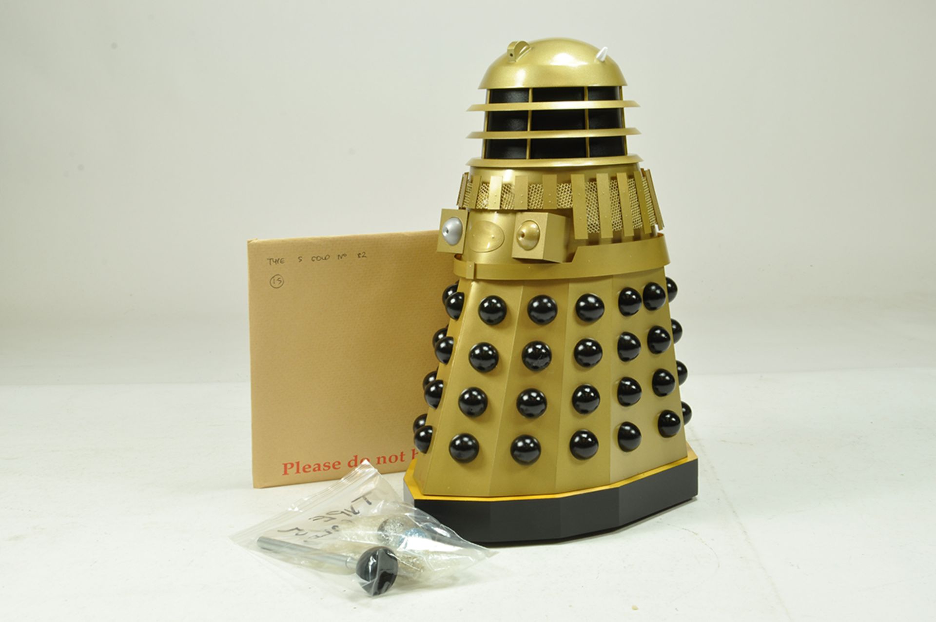 ARC Series of 1/5 scale Handbuilt Dr Who Dalek issues comprising Type 5 No. 82 Gold Dalek.