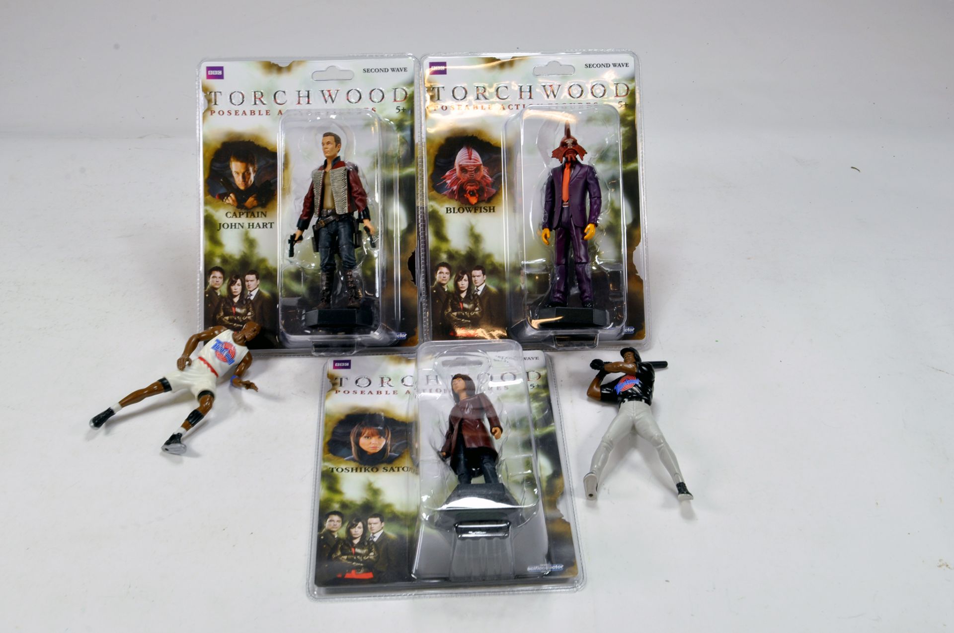 Torchwood figure trio on cards plus Michael Jordan figure duo.