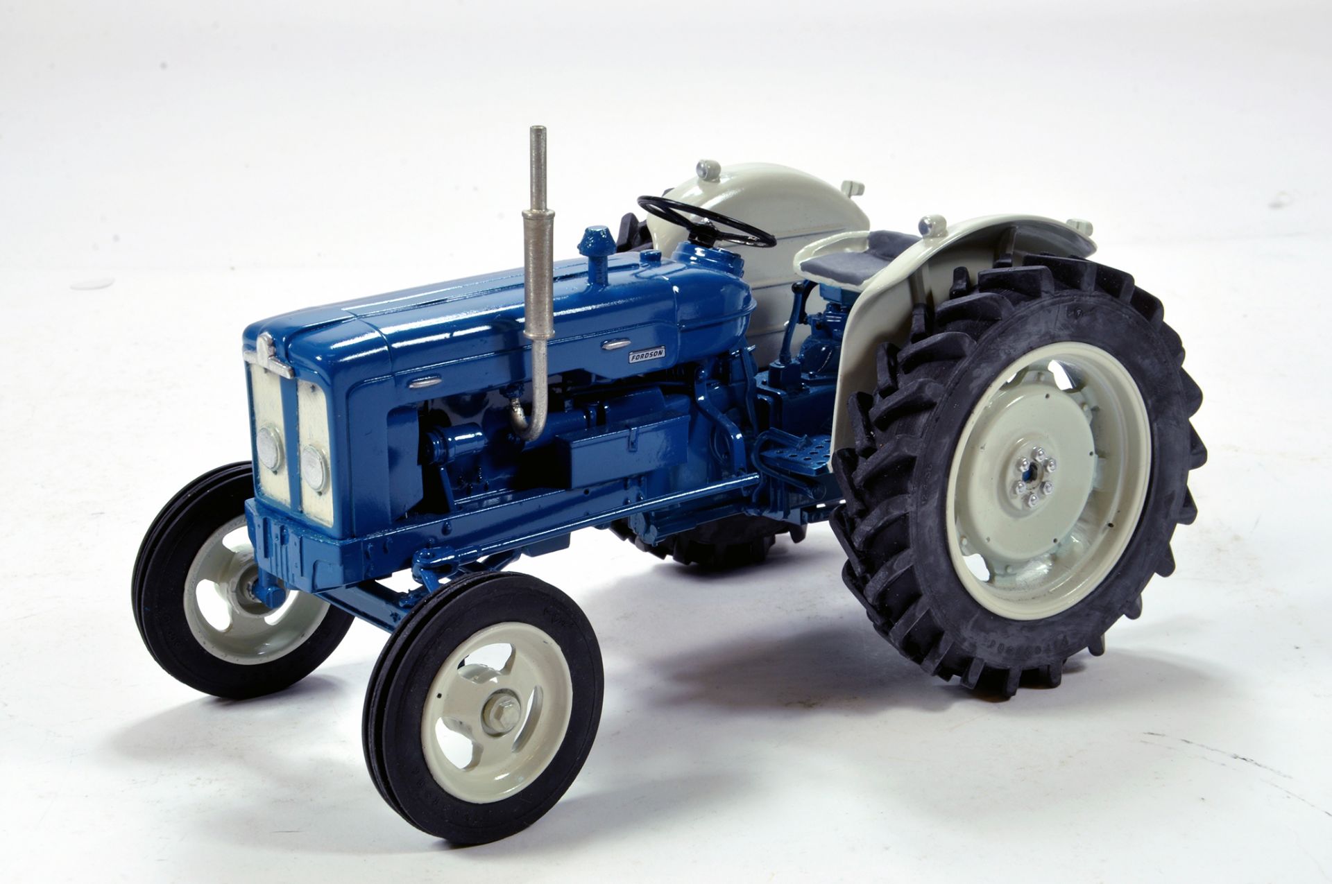 RJN Classic Tractors 1/16 Hand Built Farm Issue comprising Fordson Super Major Tractor. Fine model