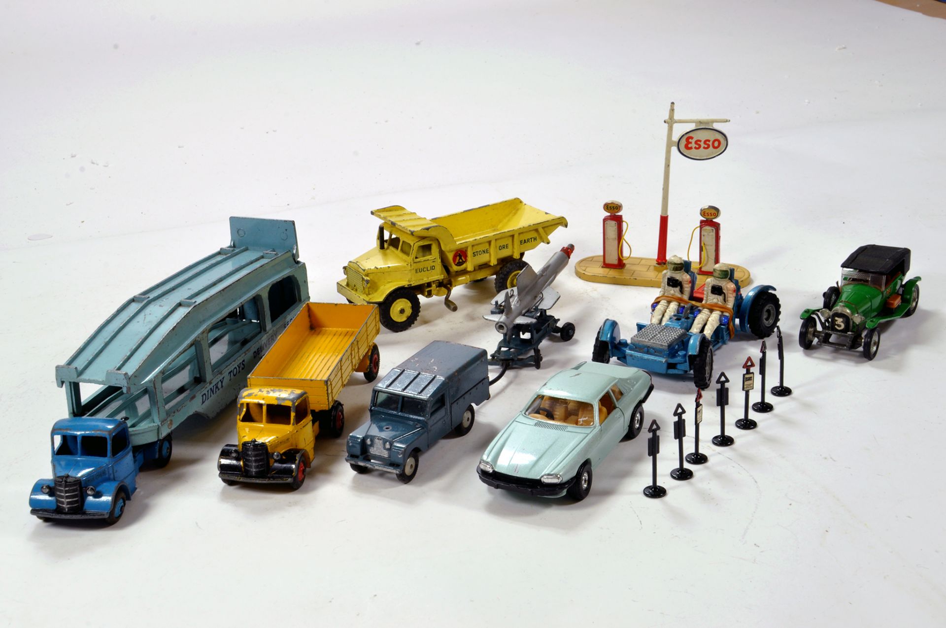 Dinky Diecast group comprising various issues including Car Transporter, Road Signs plus Corgi
