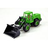 Britains 1/32 Preproduction Farm Issue comprising Redland Wheel Loader in green with green hubs