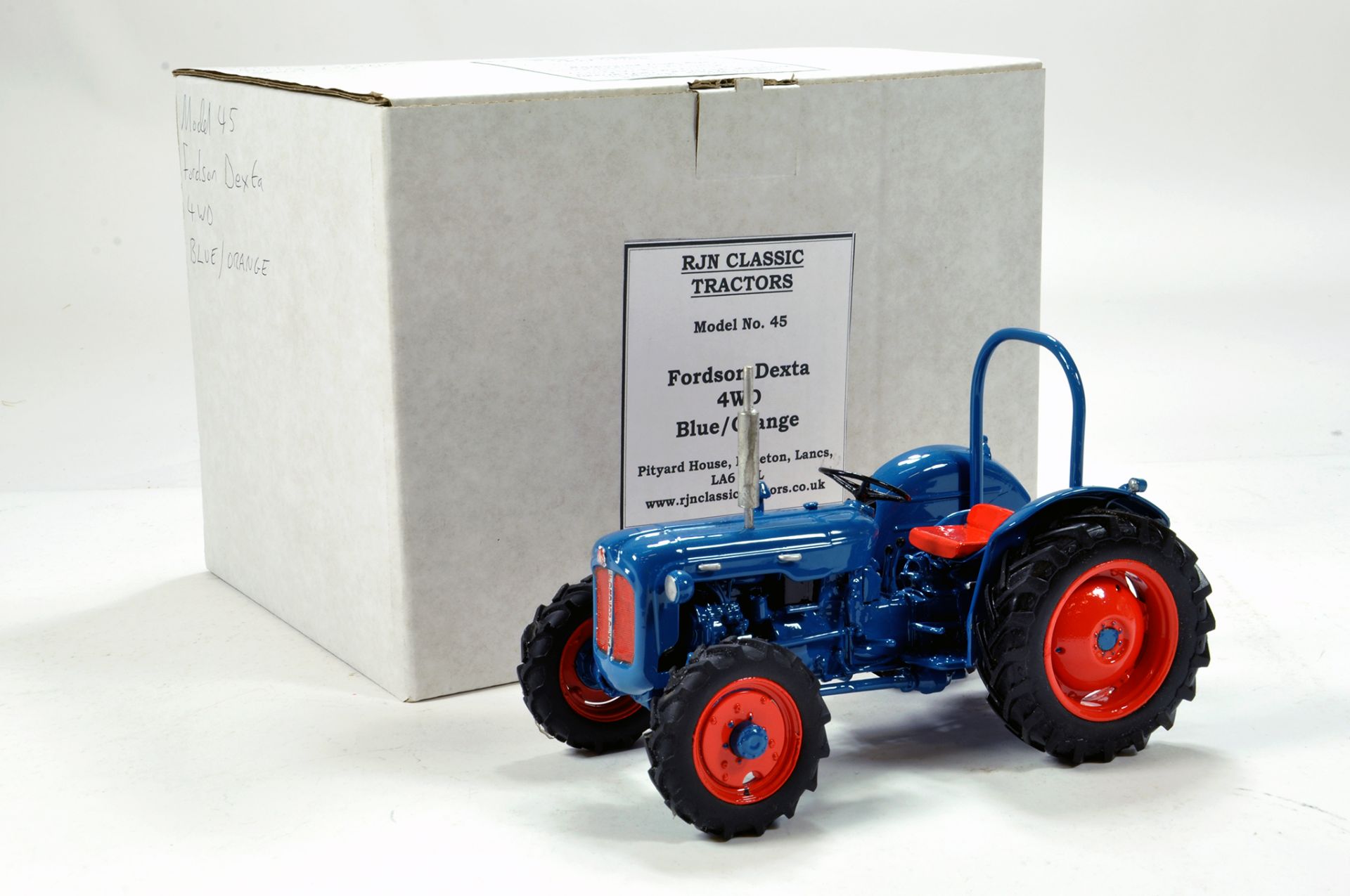 RJN Classic Tractors 1/16 Fordson Dexta 4WD Tractor with Roll Bar. Exclusive Limited Edition Hand