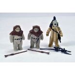 Kenner Early Issue Star Wars Figure issues comprising Logray and Chief Chirpa duo with weapons.