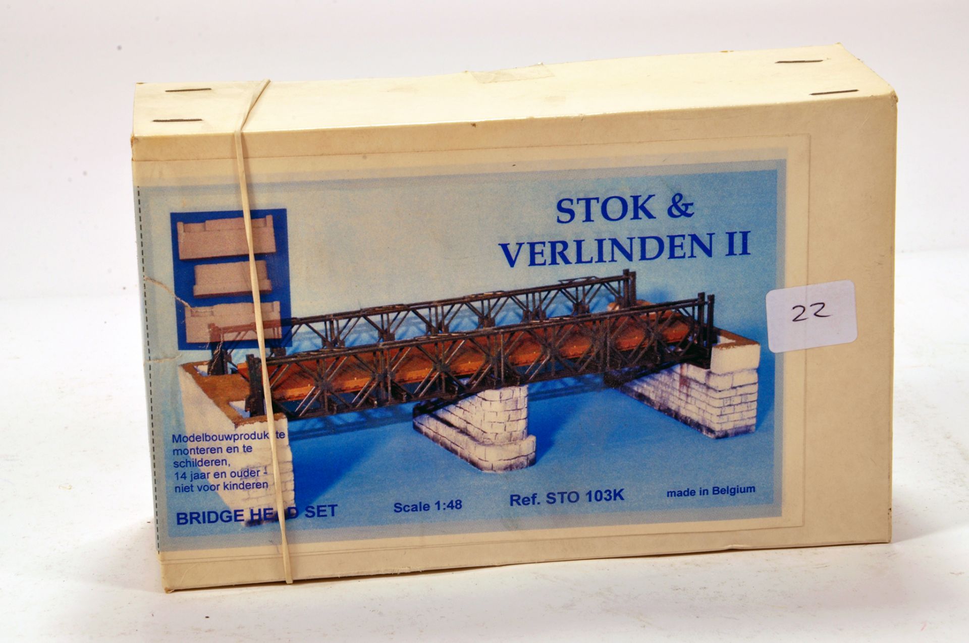 Stok and Verlinden II 1/48 Kit of a Bailey Bridge with Supports. Complete.