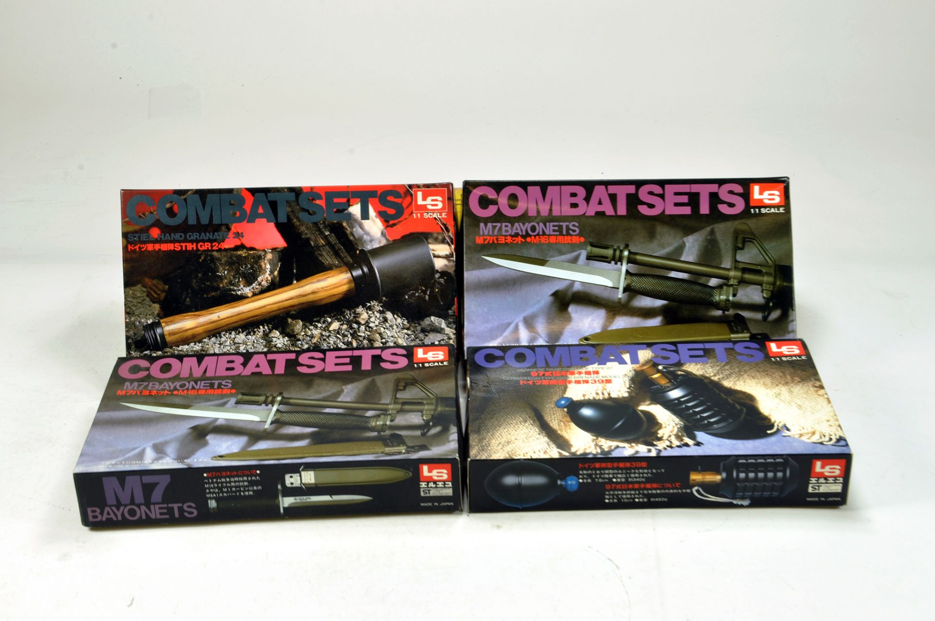 Scarce LS 1/1 Combat Set Plastic Weapon Kits. E to NM.