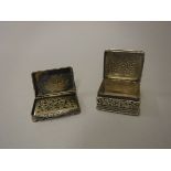 A Victorian silver vinaigrette of rectangular form with engraved acanthus decoration,