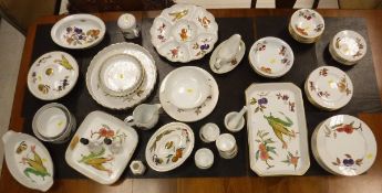 A Royal Worcester "Evesham" pattern part dinner service comprising 8 plates, 6 side plates, 6 bowls,