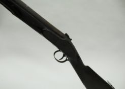 A circa 1800 flintlock blunderbuss with bayonet (flintlock action missing), walnut stock,