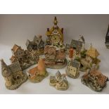 A collection of 22 various cottage ornaments by David Winter,