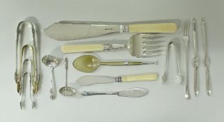 A collection of silver to include a cased set of six coffee spoons,